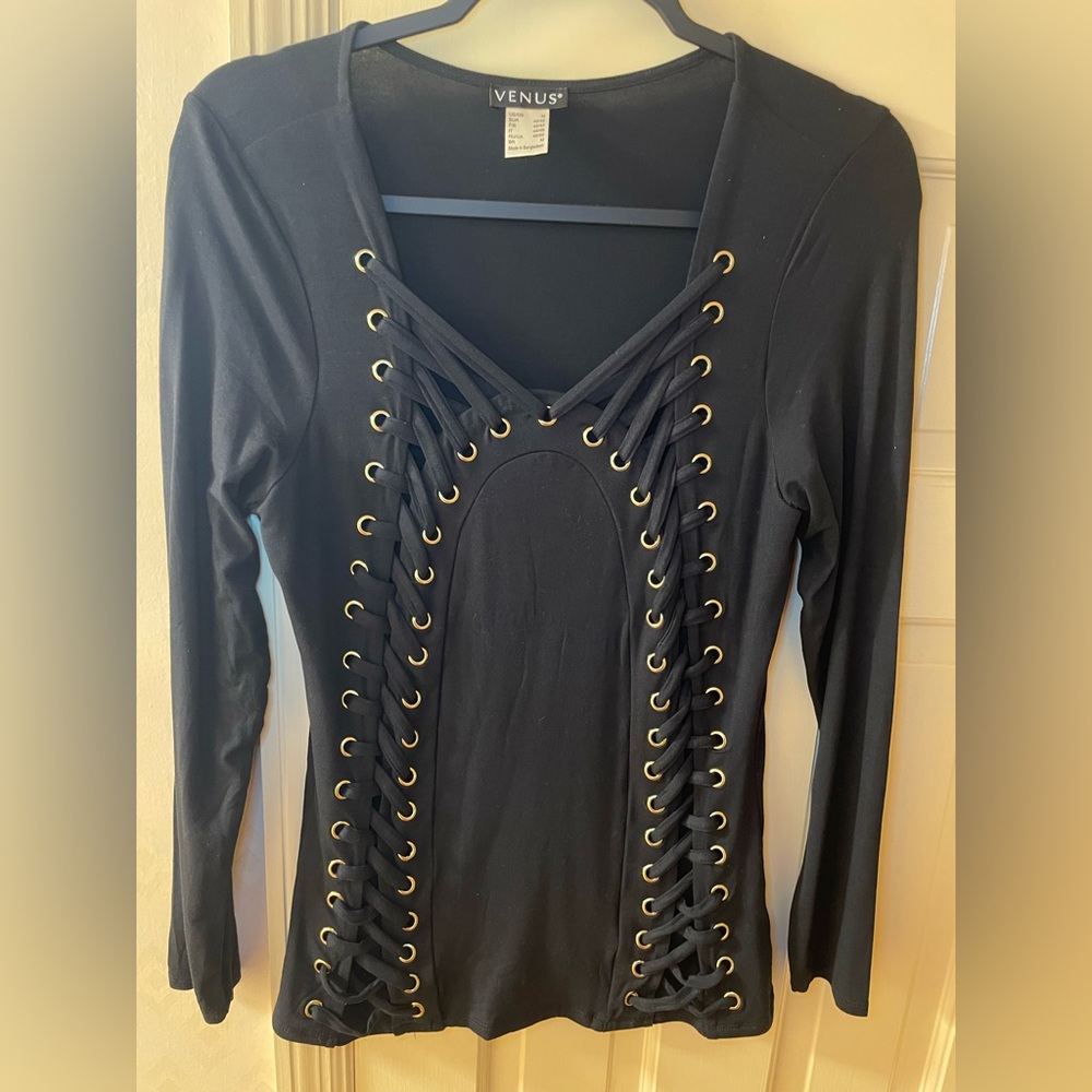 ♣️VENUS Classic Black Metal Sz M  Top♣️🕶️